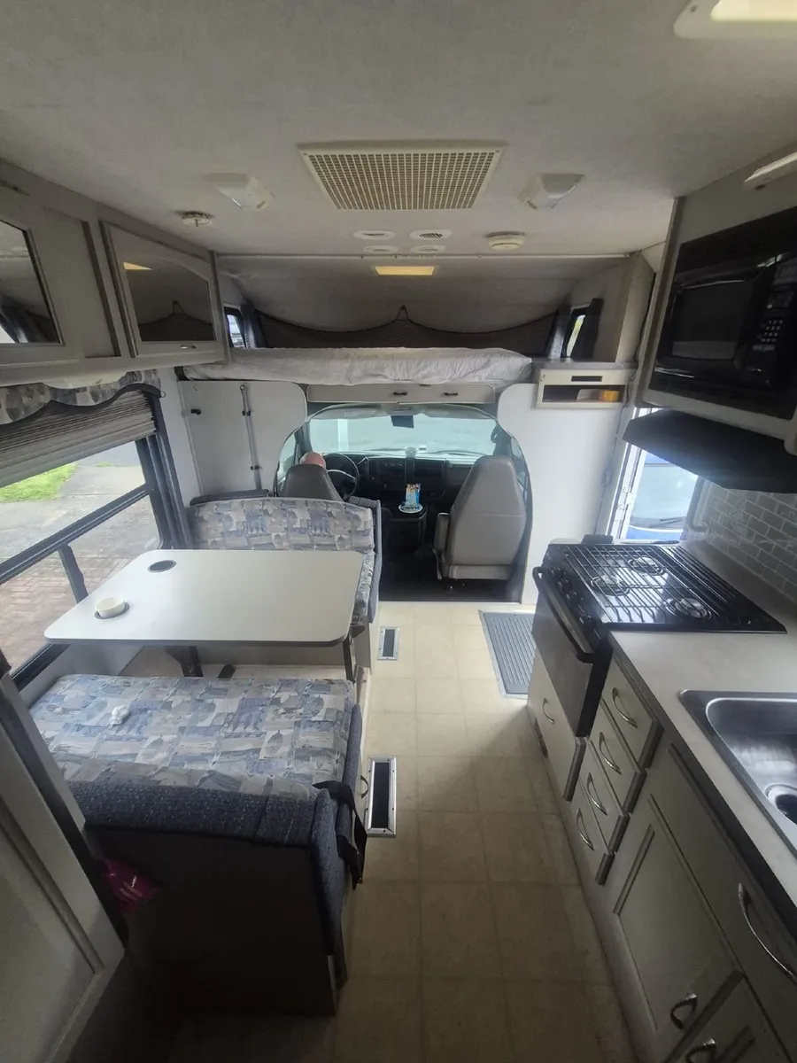 Fleetwood RV chevrolte camper van - Image 2
