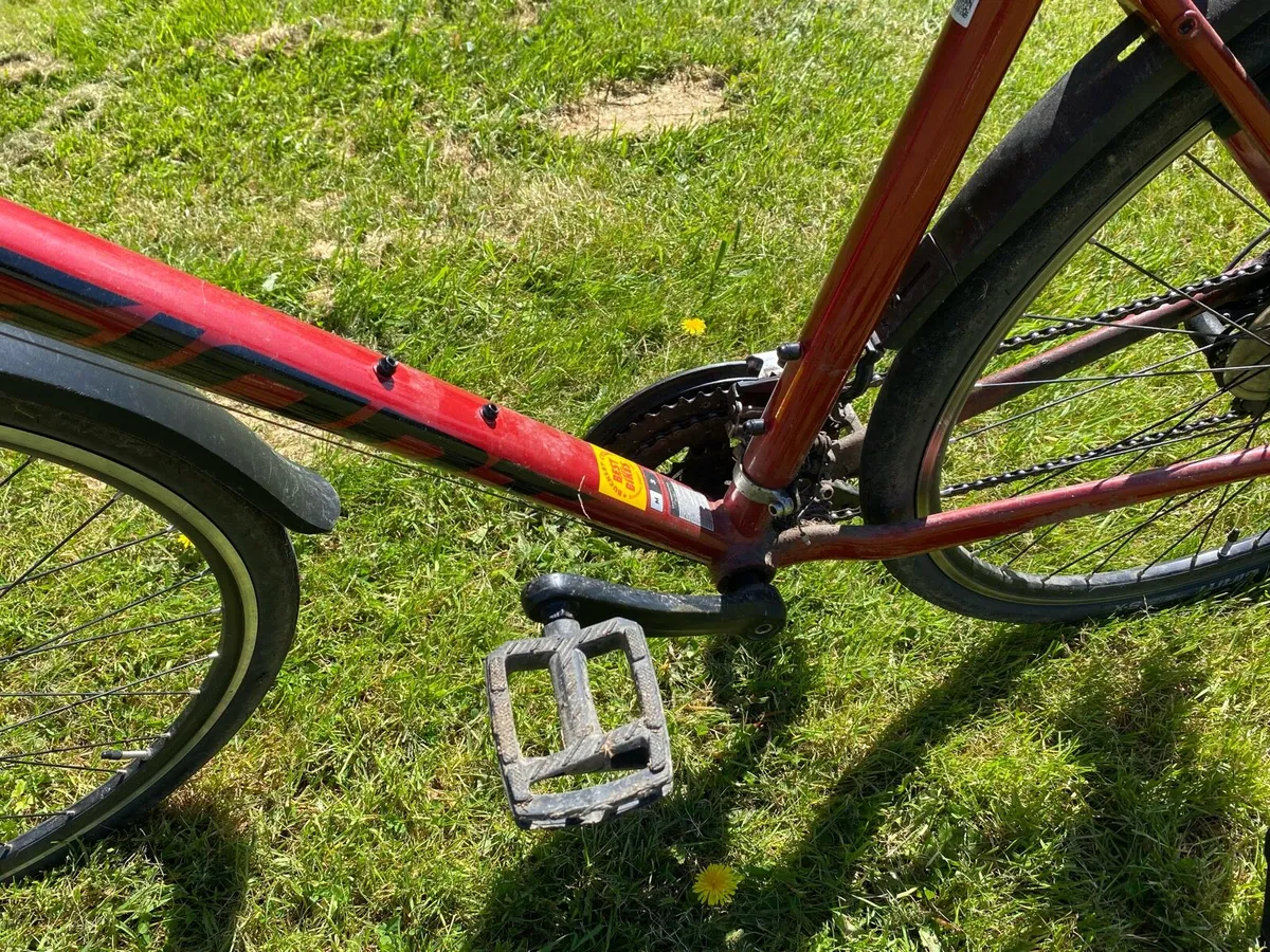 Giant escape bike 16” - Image 4