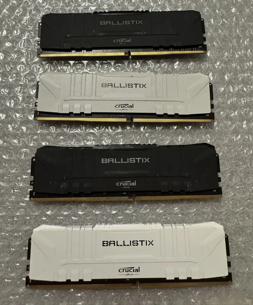 Crucial Ballistix 32GB DDR4 3600MHz Memory RAM - Image 1
