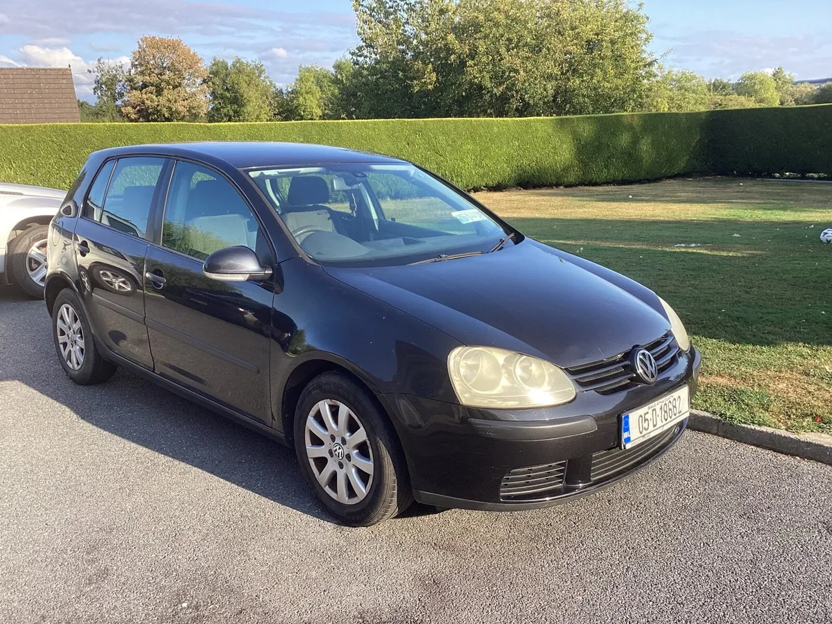 Volkswagen Golf 2005 - Image 1