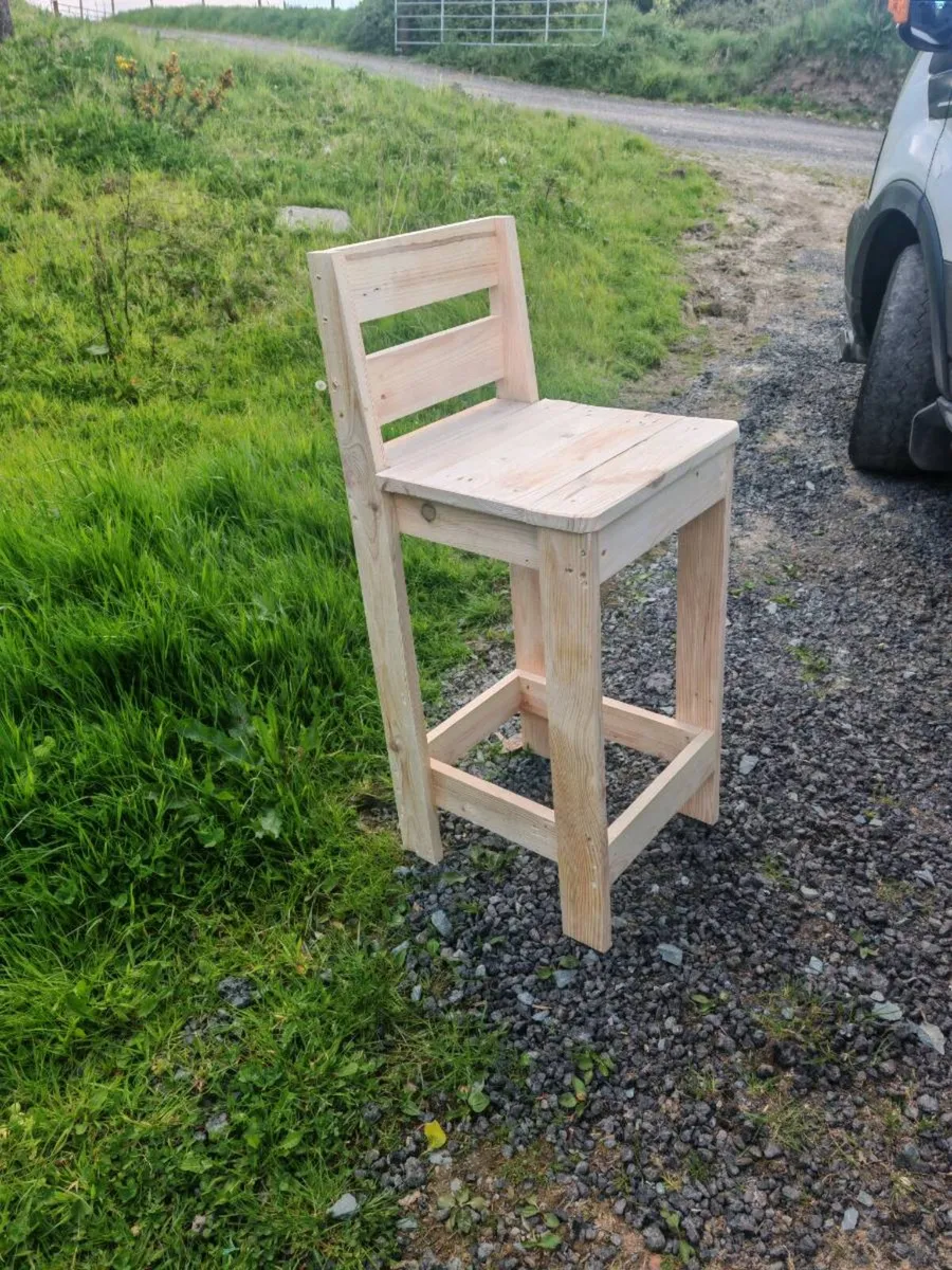High stools - Image 3