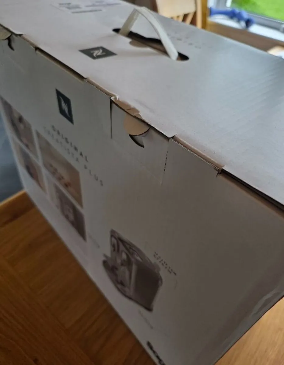 Nespresso Creatista Plus by Sage, new, warranty - Image 4