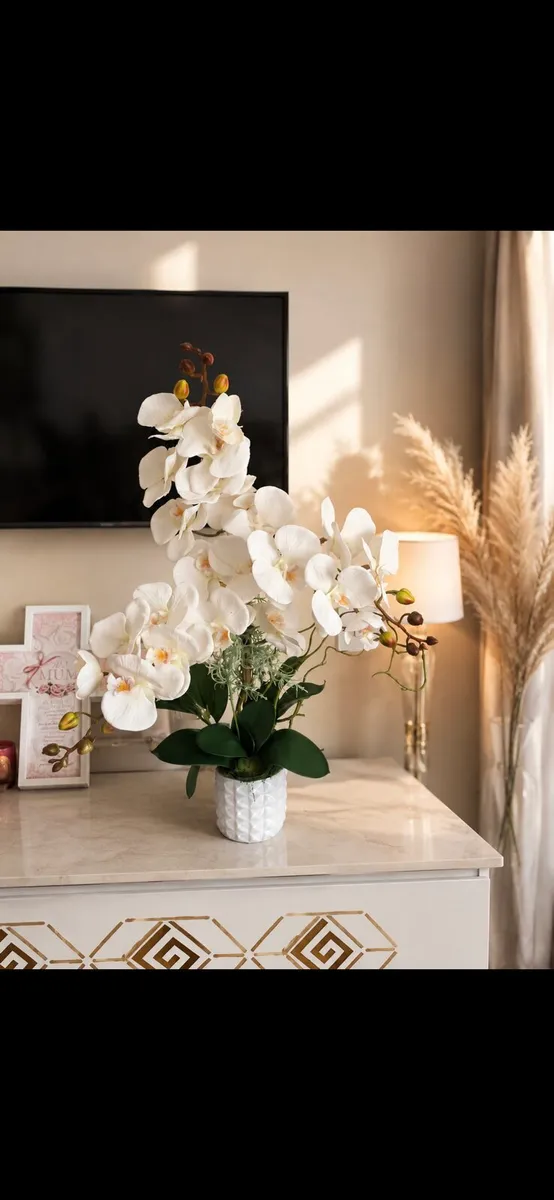 Artificial orchid arrangement