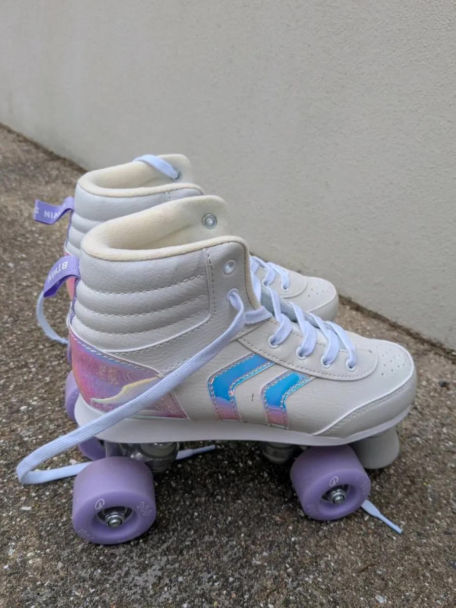 Roller skates - Image 1