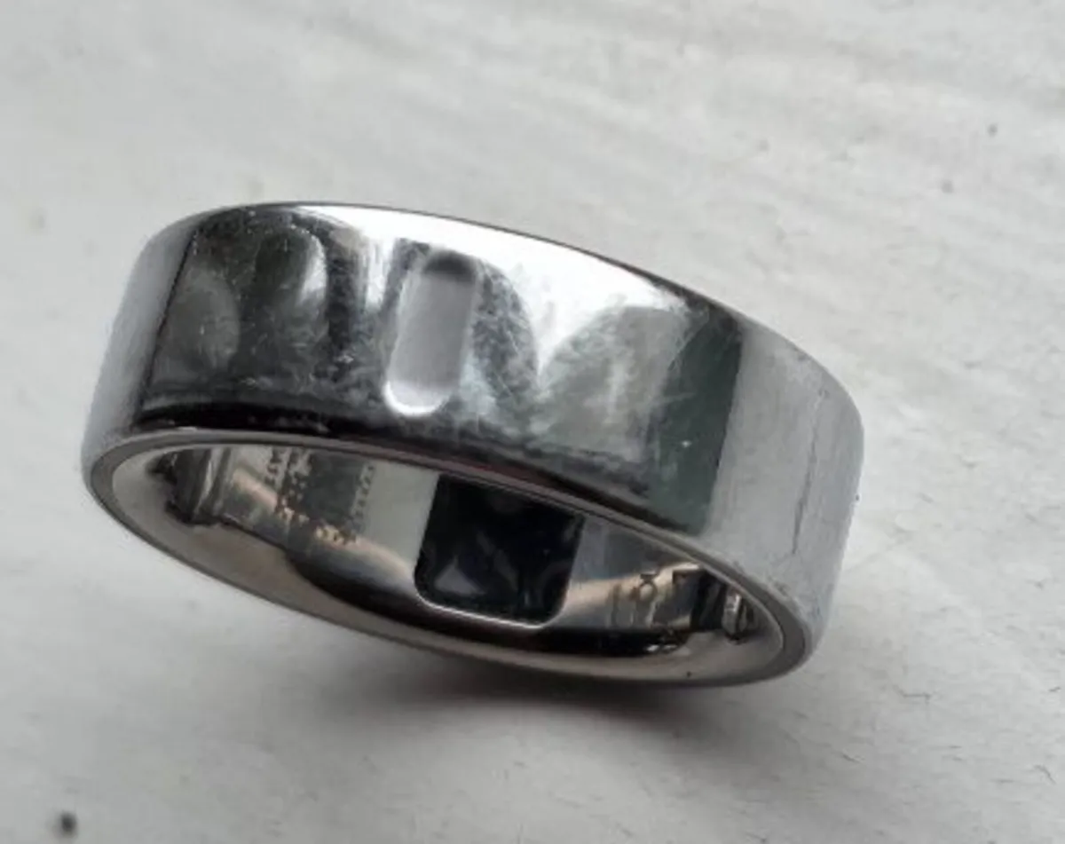 Oura Ring gen4, silver health tracker - Image 3