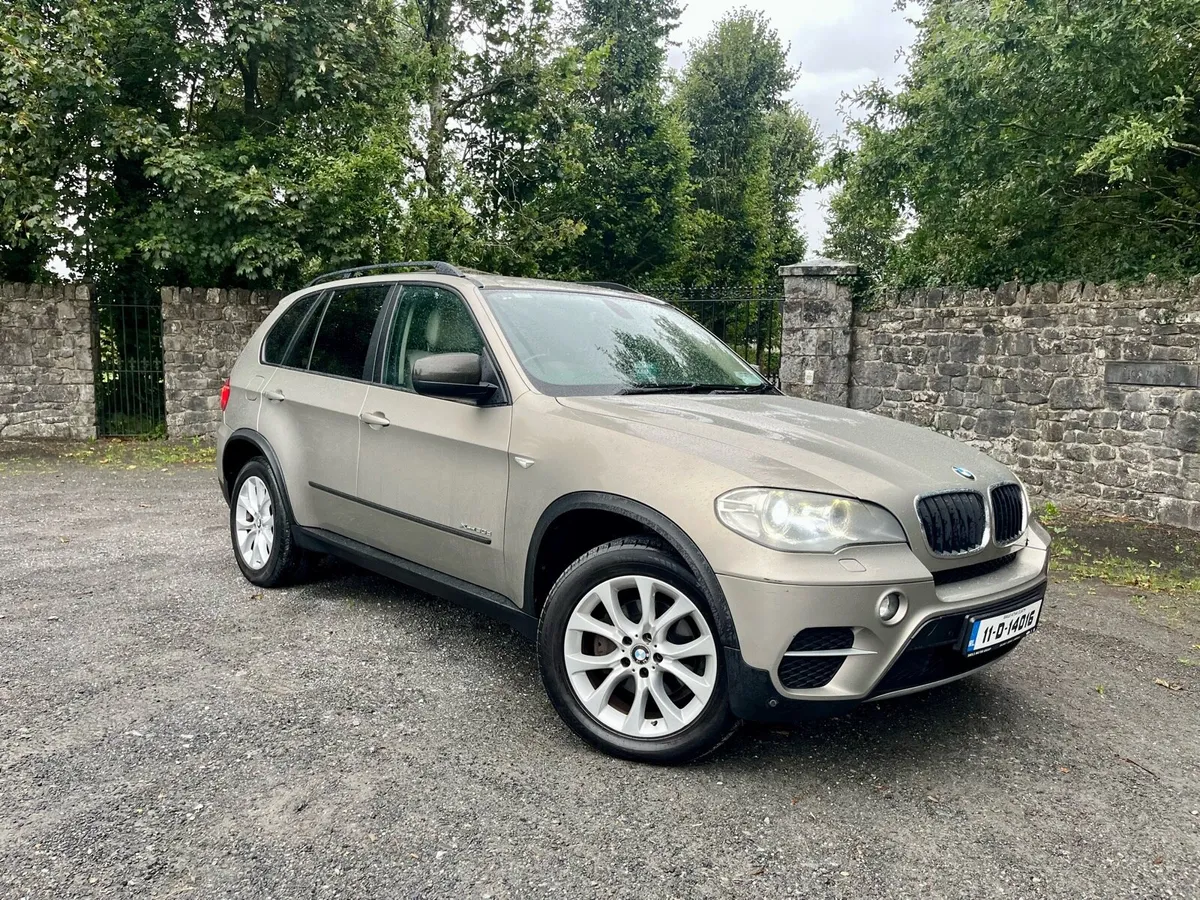 BMW X5 - Crewcab - Image 1