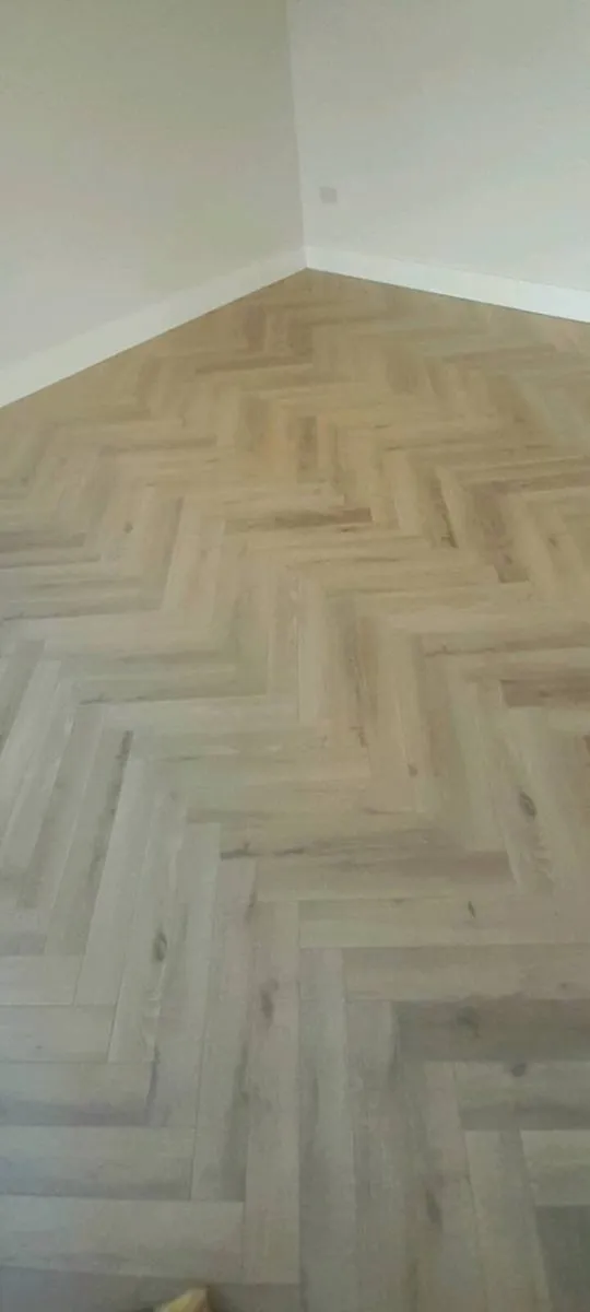 herringbone  floor - Image 1