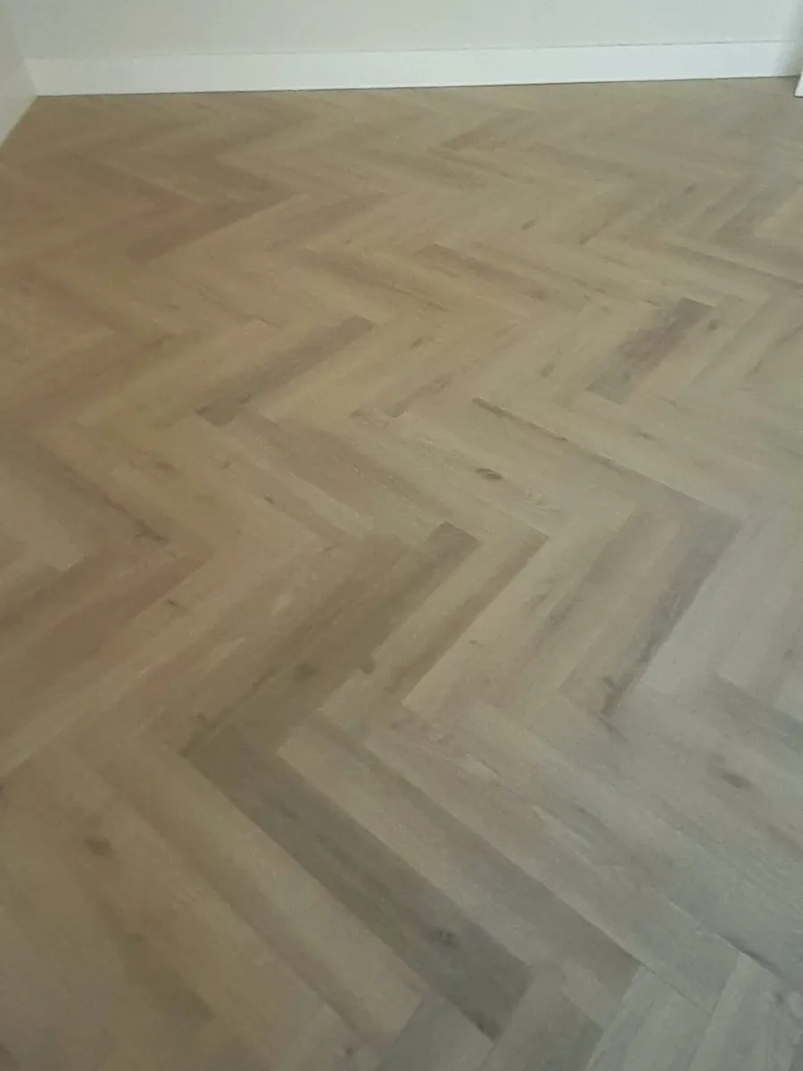herringbone  floor - Image 3