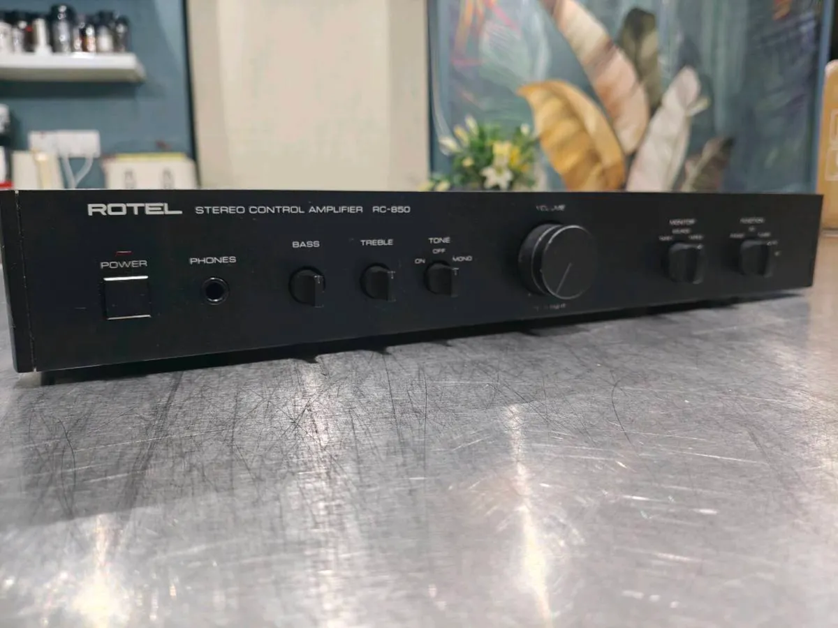 Rotel RC-850 Stereo Control Amplifier - Image 1