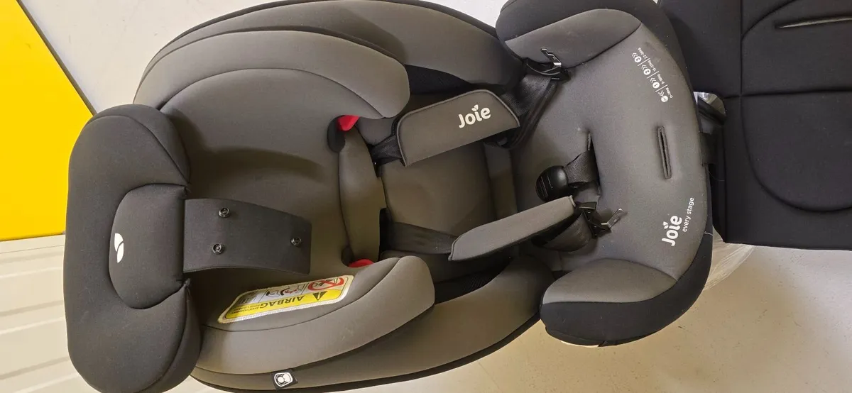 New Baby car seat never used - Image 1