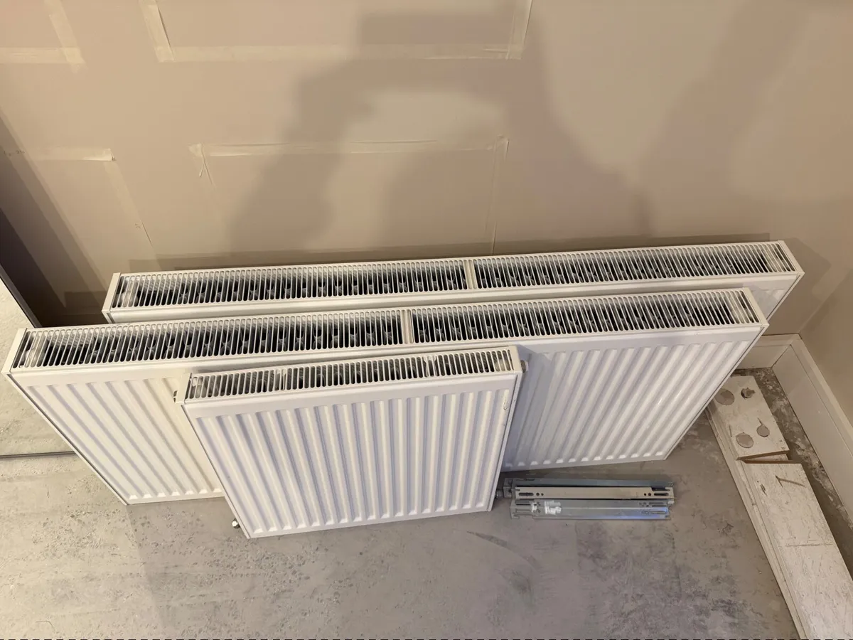 5 White Radiators – Like New – Removed from New Bu - Image 1