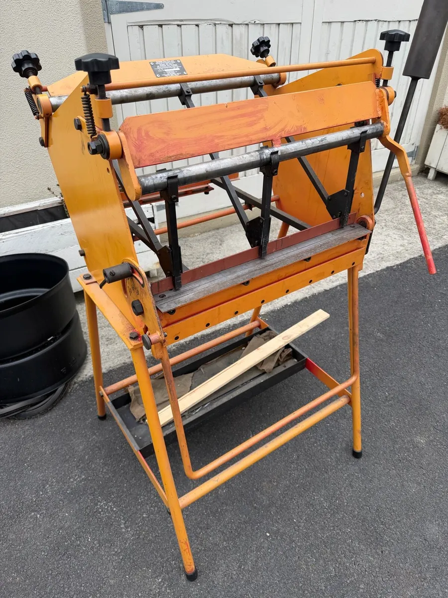Ex school metal work machines - Image 1