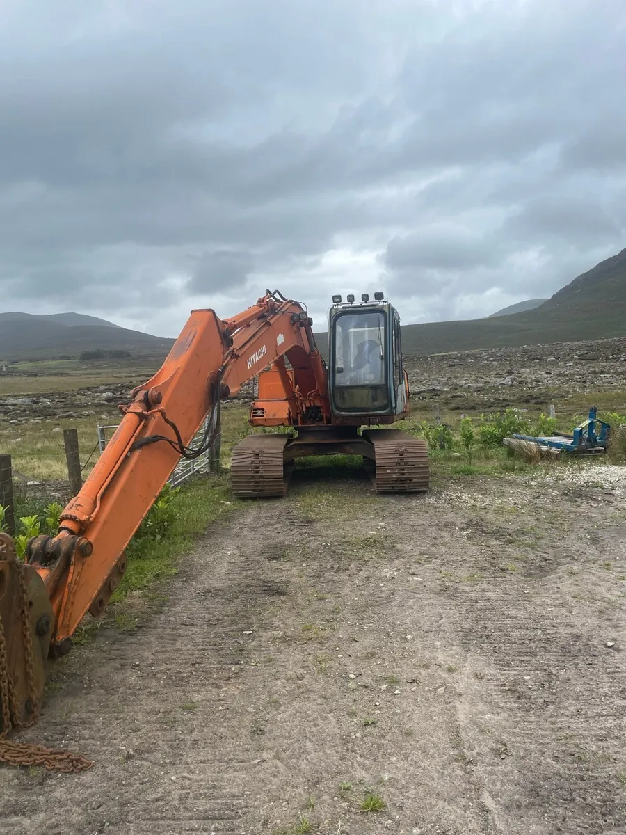 Hitachi EX120-3 - Image 3