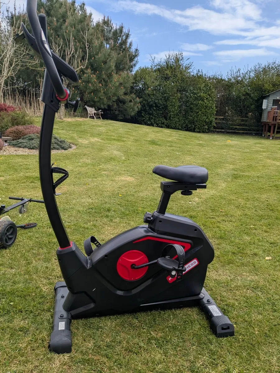 Exercise bike - Image 1