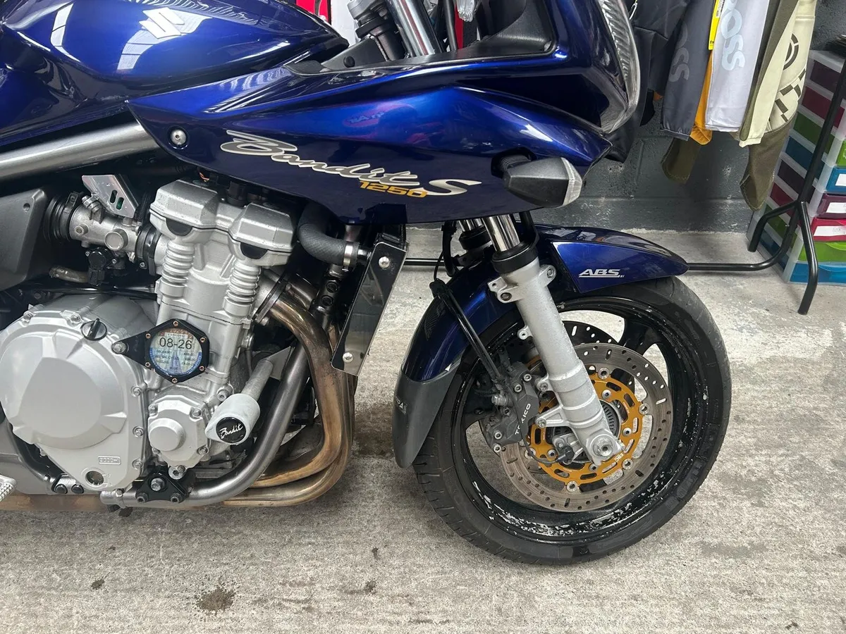 Suzuki bandit 1250s - Image 2