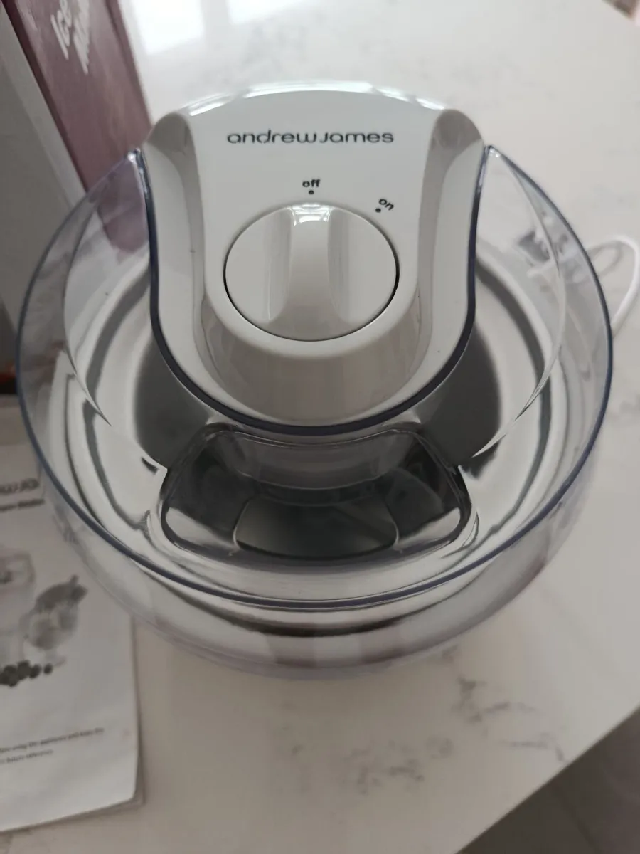 Ice cream Maker - Image 1