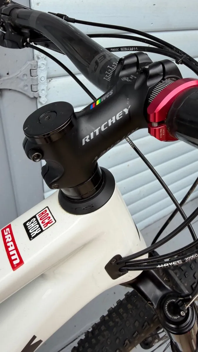 Vitus Rapide carbon full suspension mountain bike - Image 3