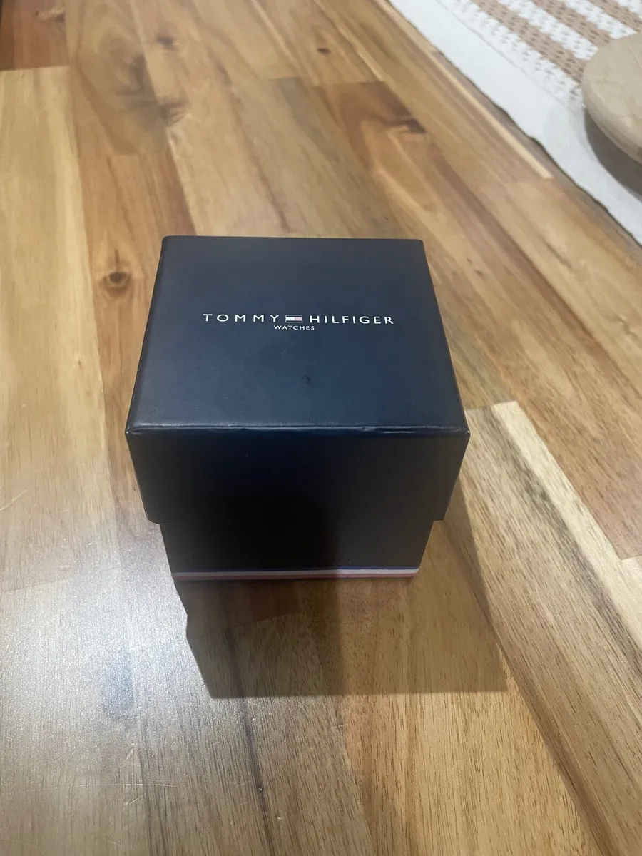 Tommy Hilfiger Watch - Excellent Condition - Image 3