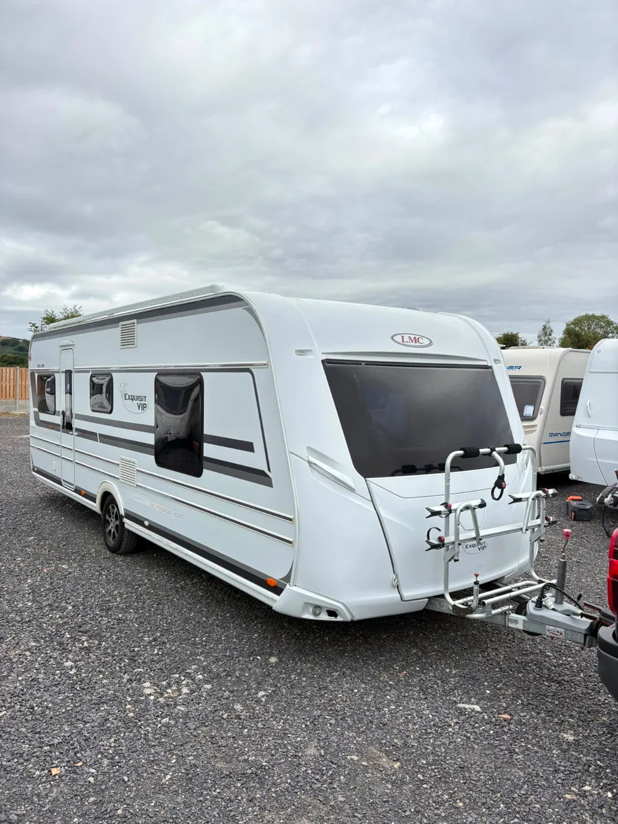 LMC Exquisit 595 4 Berth Island Bed Caravan - Image 1