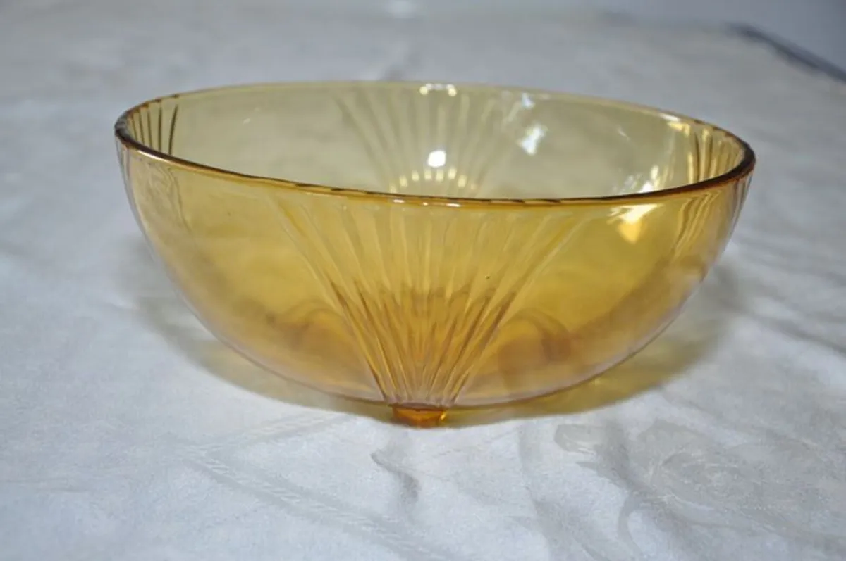Art deco amber glass bowl - Image 1