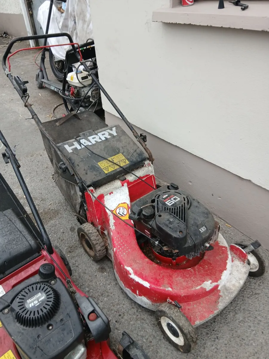 2 lawnmower read about add priced - Image 1