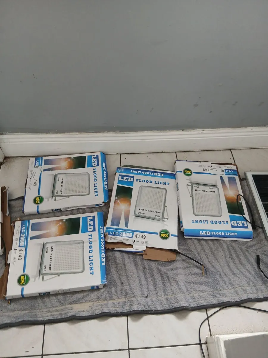Solar lights new in box all go together priced - Image 2