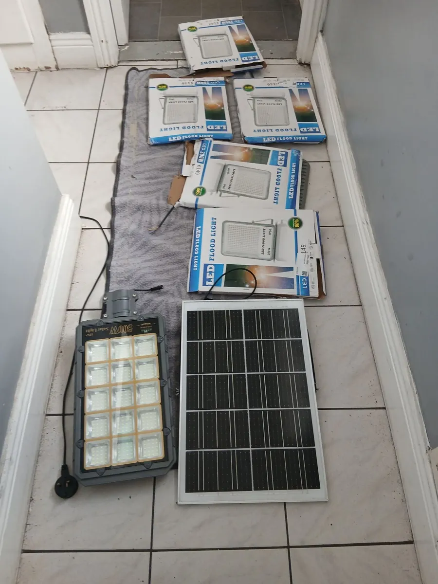 Solar lights new in box all go together priced - Image 1