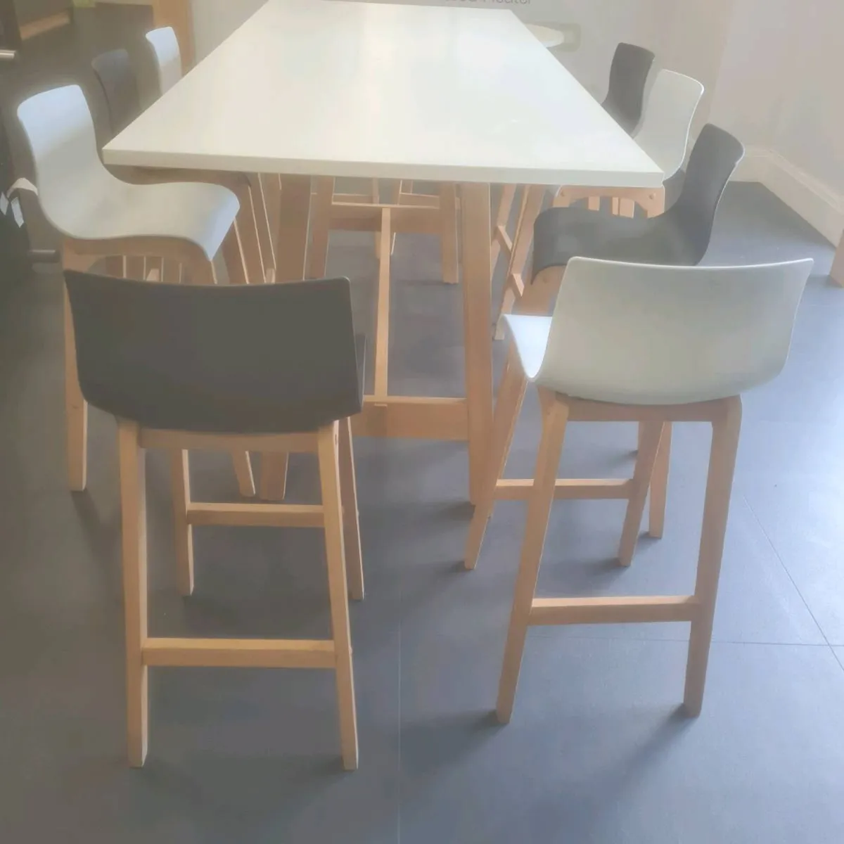 Cafe/canteen furniture High end - Image 1