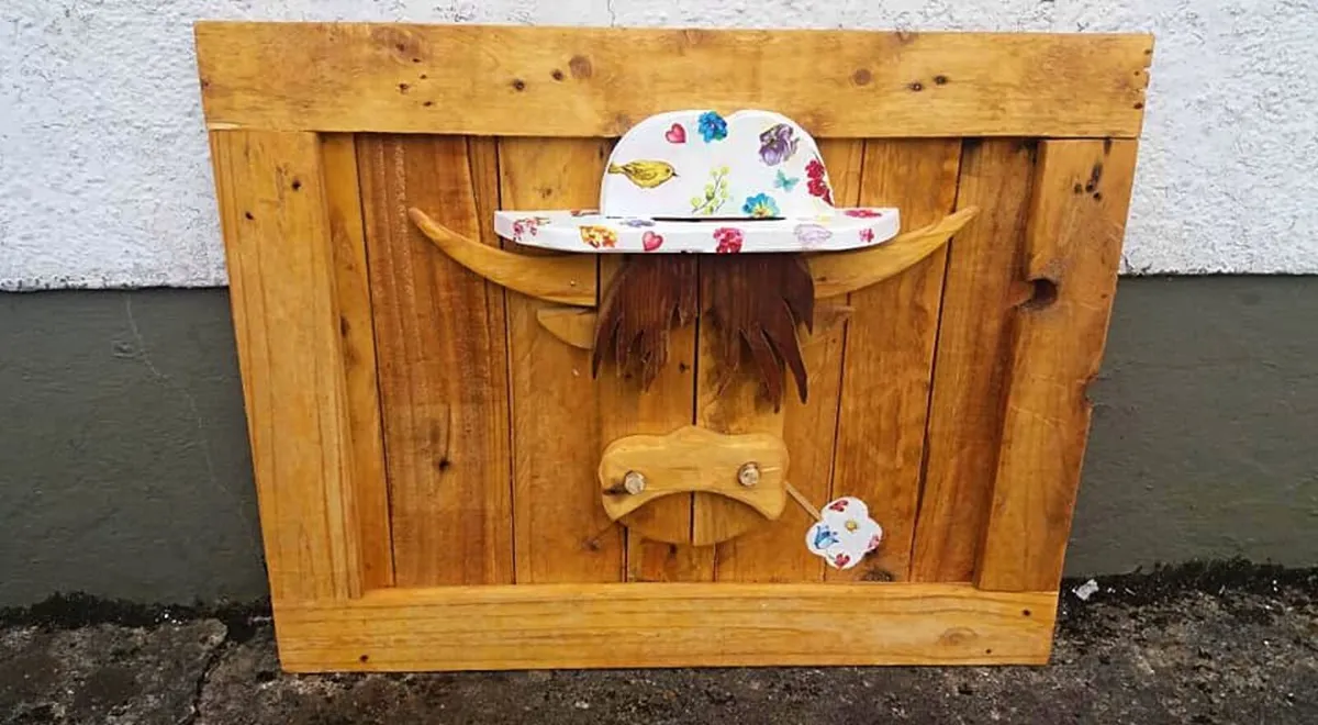 Rustic HIPPY COW Floating Woodart - Image 1
