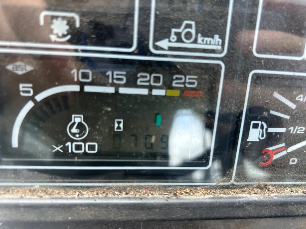 1996 Landini 9880 - Image 2