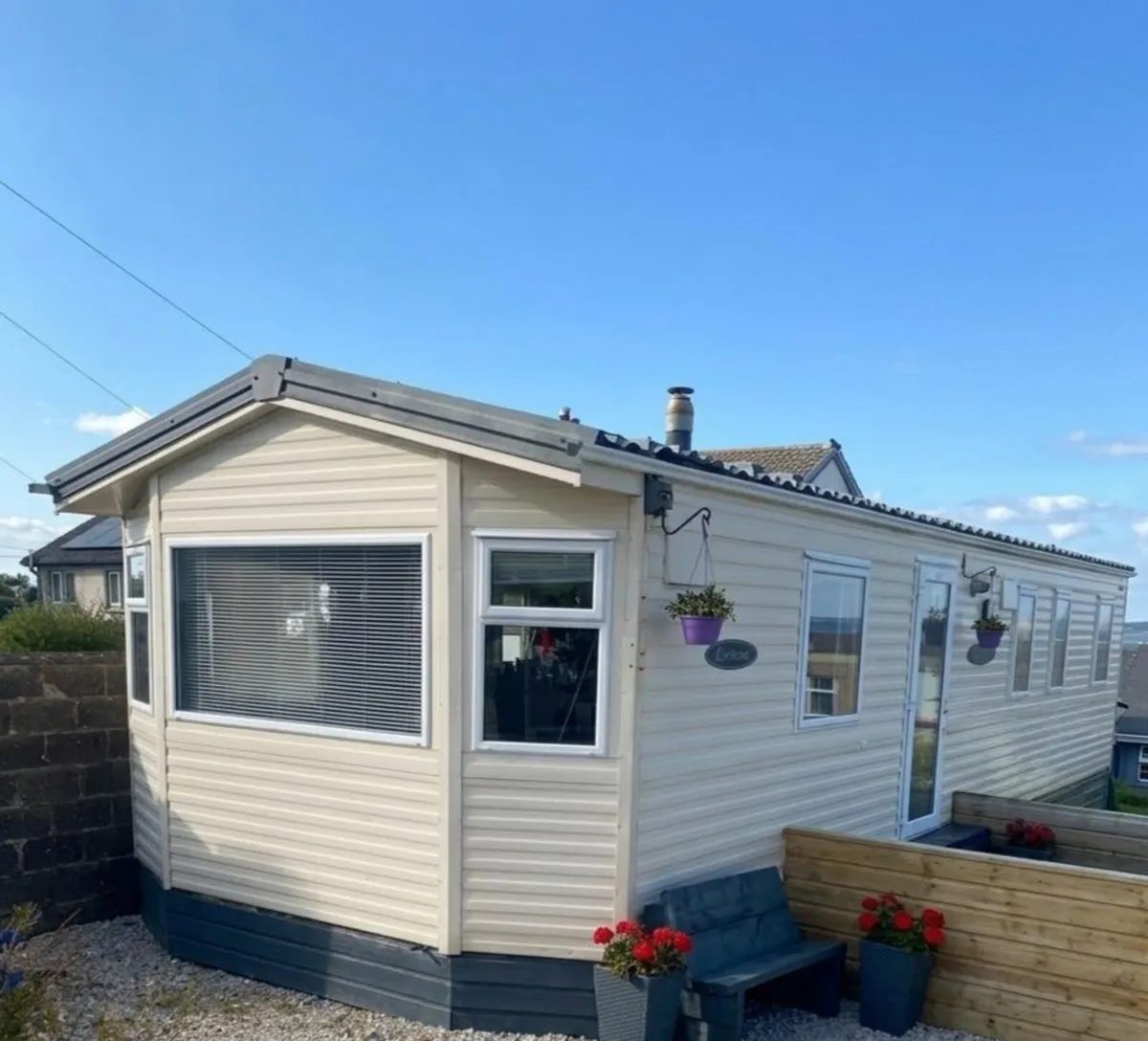 Mobile home - Image 1