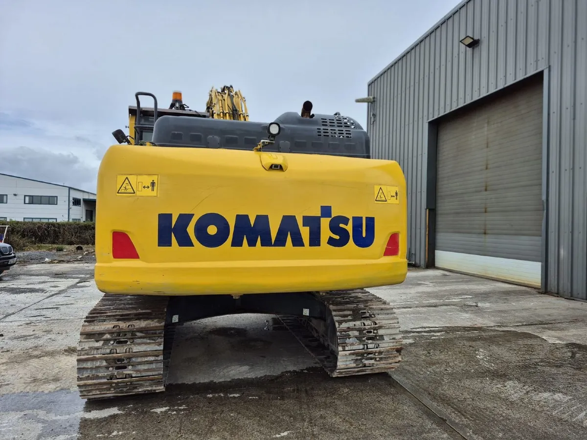 Komatsu PC 210 LC-11 - Image 3