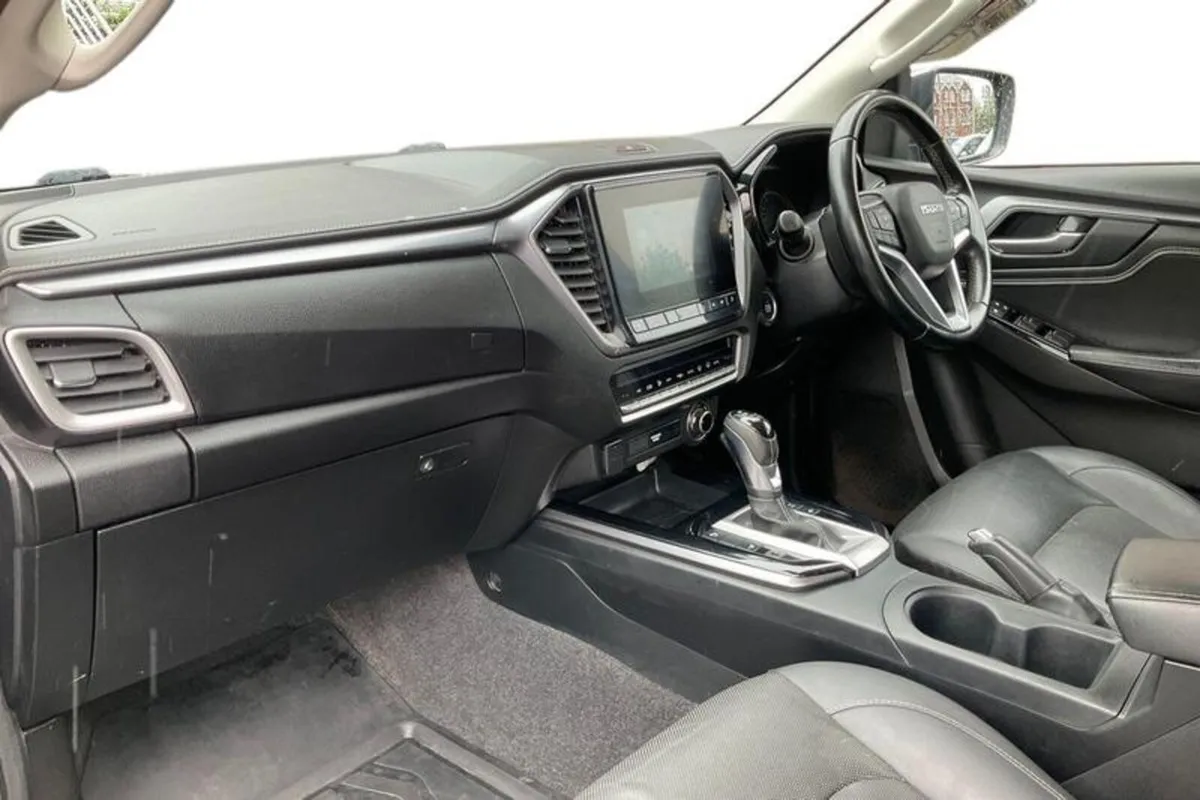 Isuzu D-Max 1.9 TD DL40 Pickup Double Cab 4dr Dies - Image 3