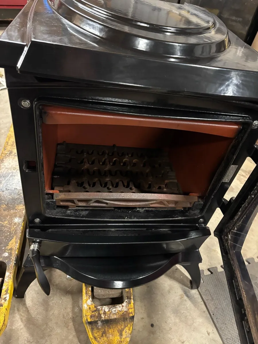Stanley Reginald stove - Image 4
