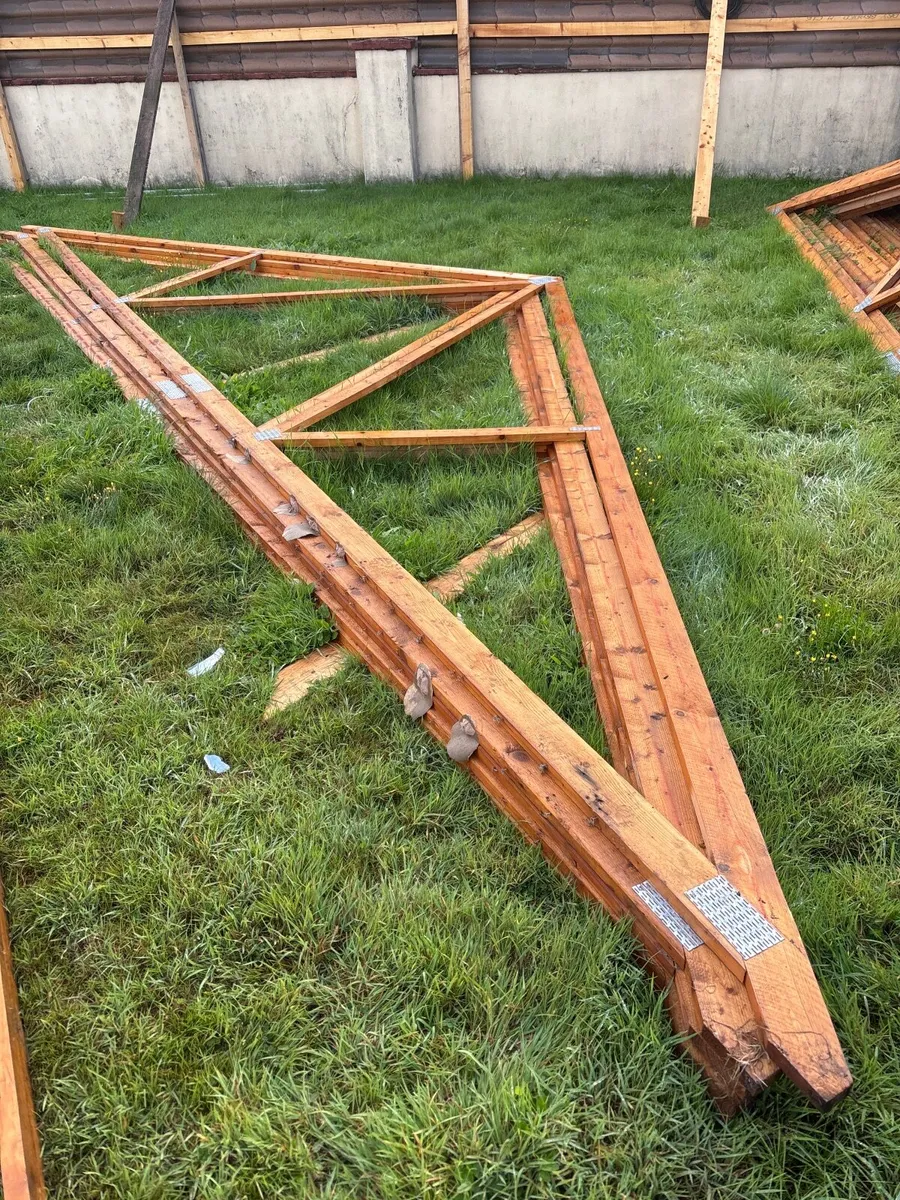 Roof trusses - Image 3