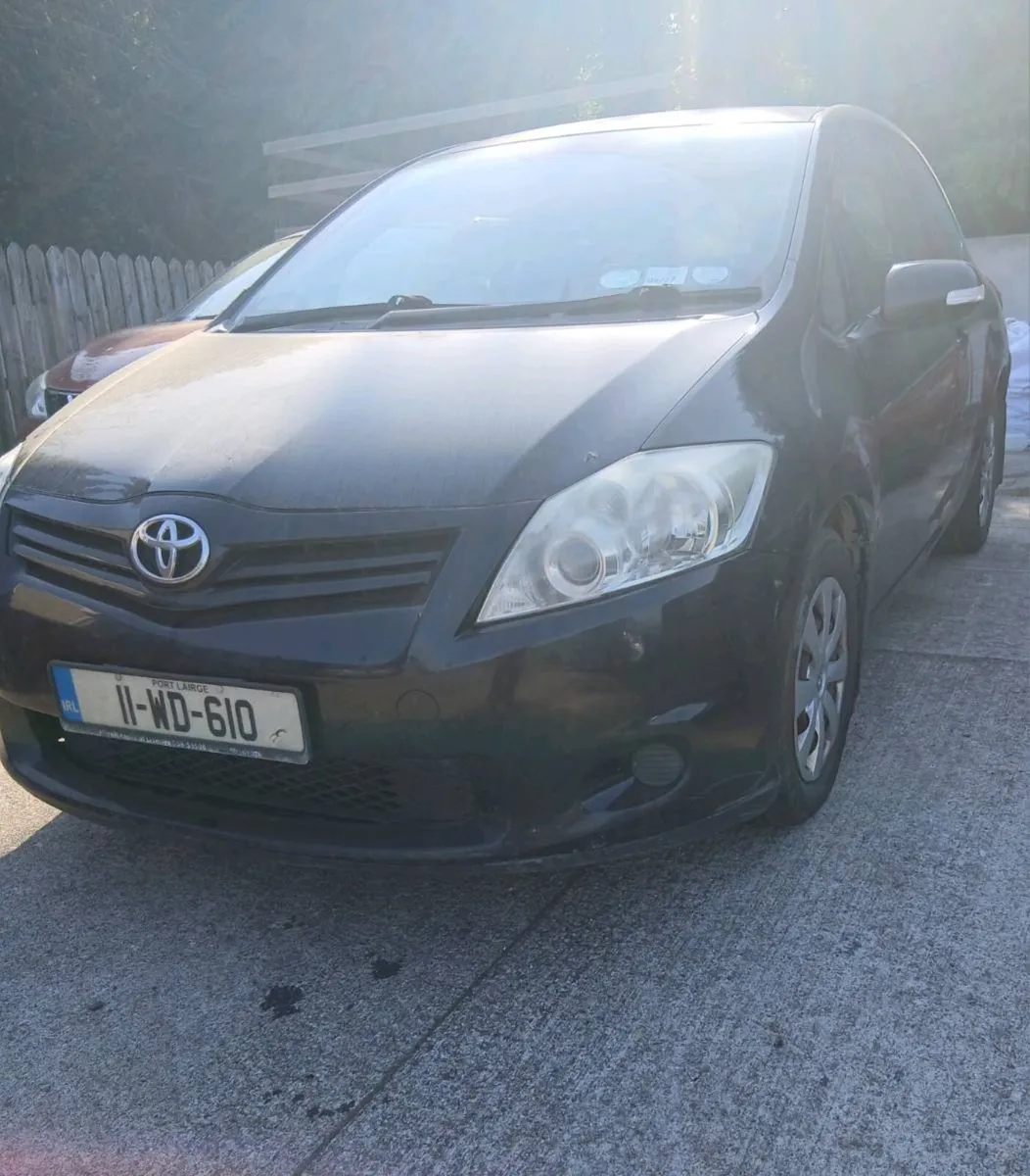 2011 toyota auris van - Image 2