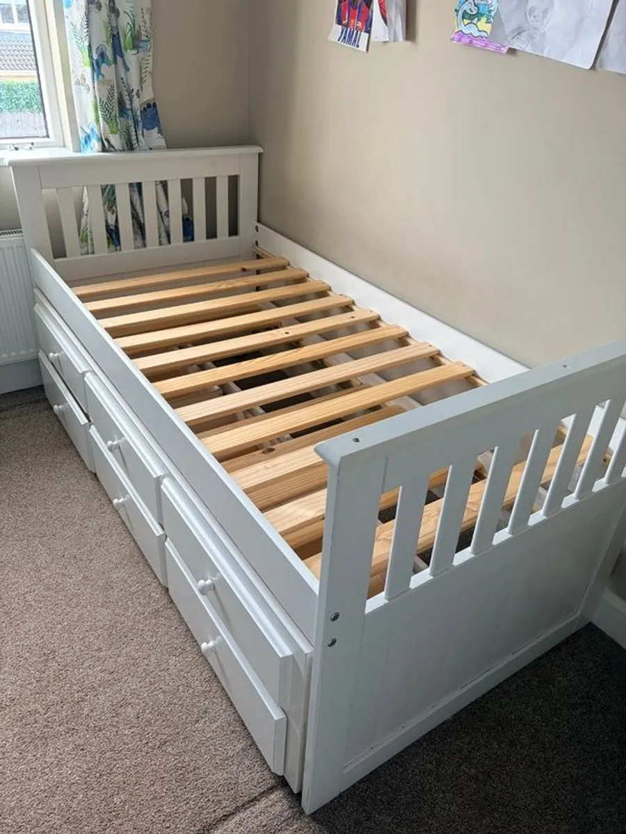 Trundle Daybed Frame - Image 1