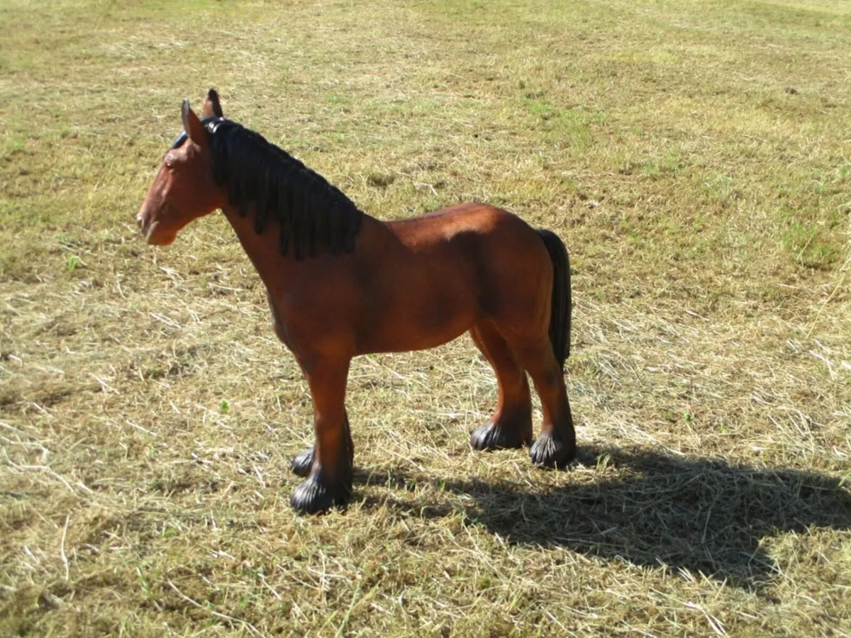 Large Brown Horse Statue - Image 3