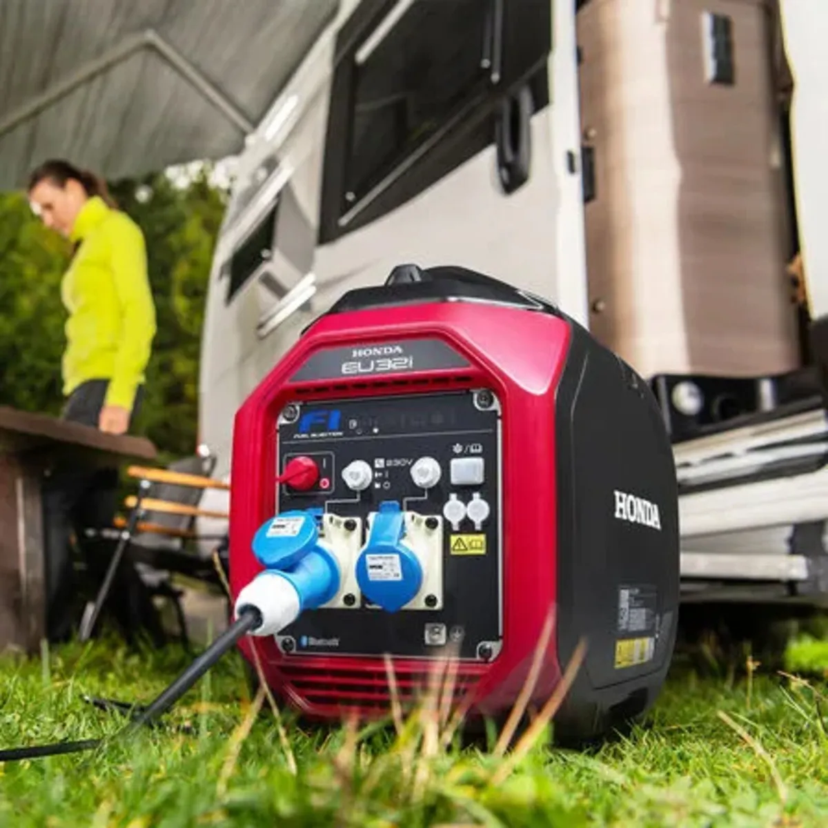 Honda EU32i Portable Silent Generator AVR - Image 1