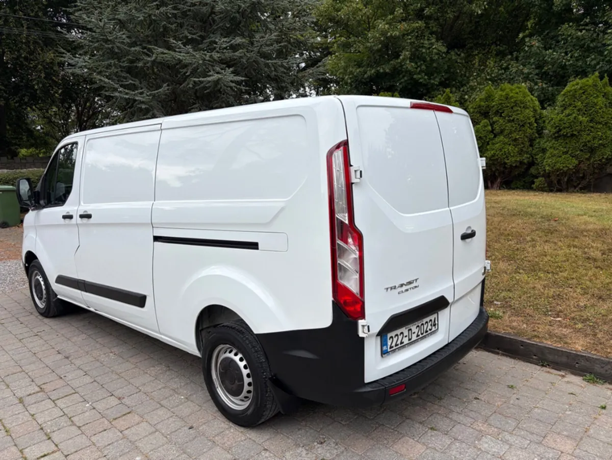 Ford Transit Custom 300L BASE 2.0 TD 105BHP M6 LWB - Image 3