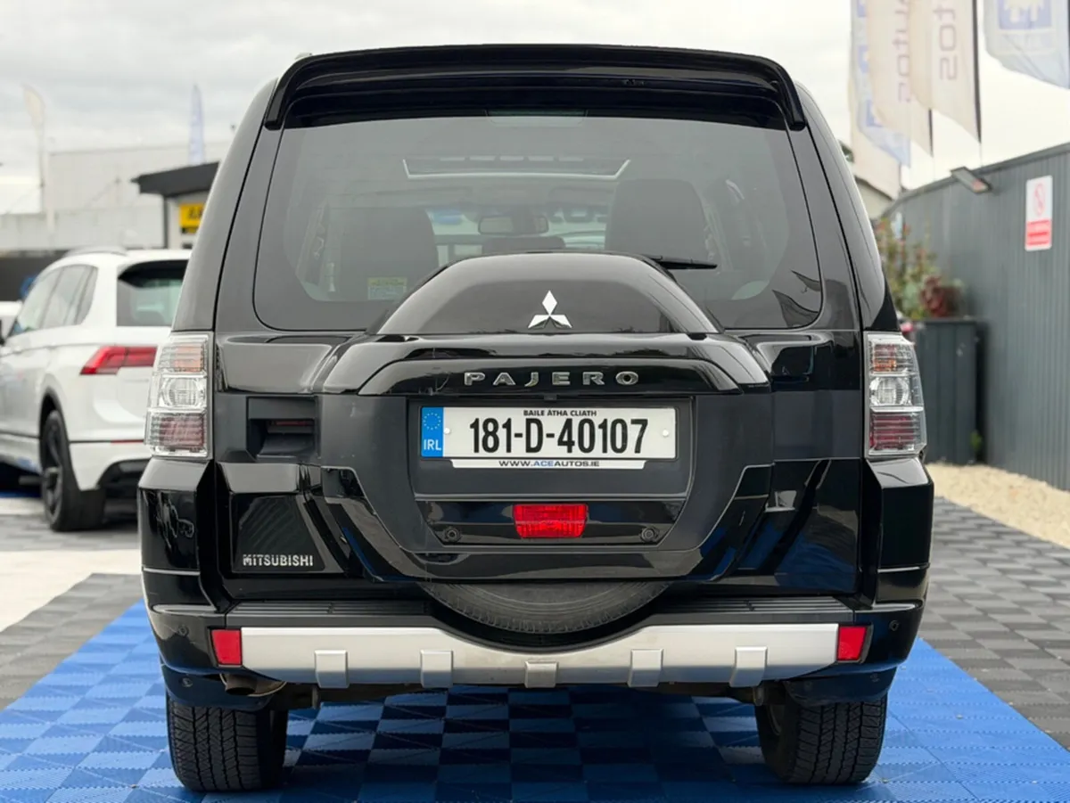 Mitsubishi Pajero LWB N1 5SEATS - 3.2 DIESEL - AUT - Image 4
