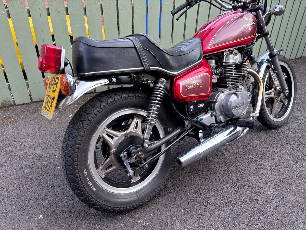 1981 Honda CM250T - low miles. Good runner. - Image 3