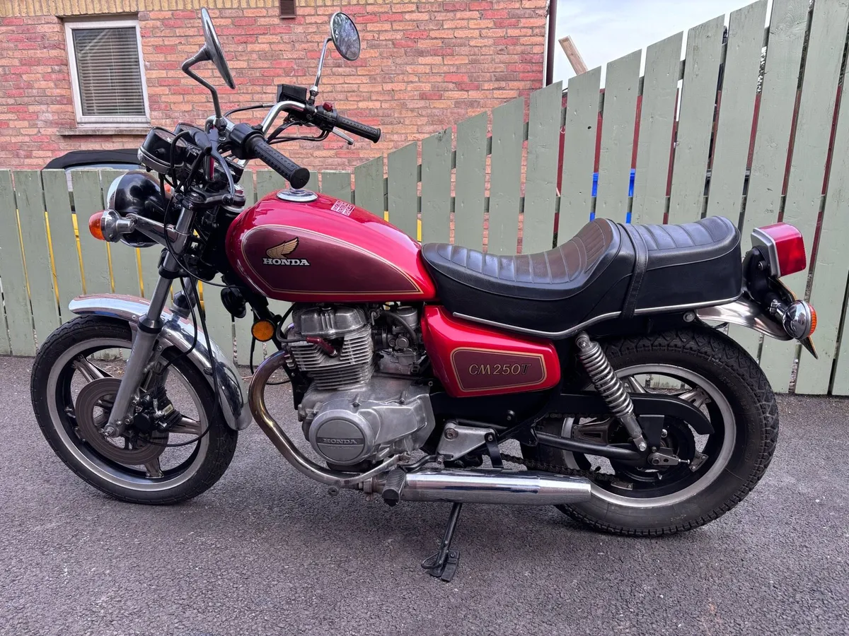 1981 Honda CM250T - low miles. Good runner. - Image 4