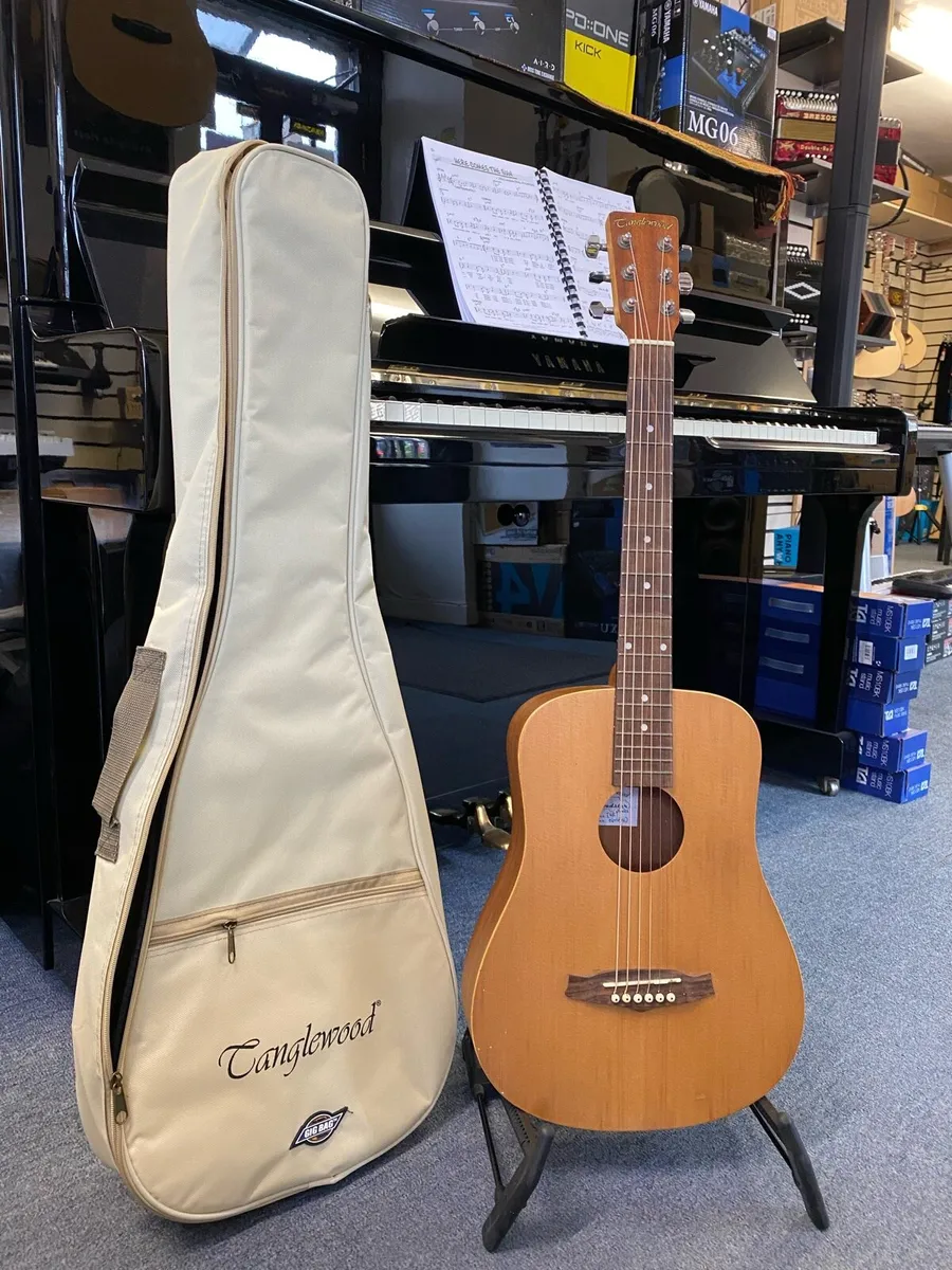 1/2 size guitar Tanglewood roadster used - Image 1