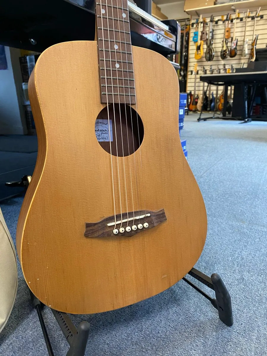1/2 size guitar Tanglewood roadster used - Image 2