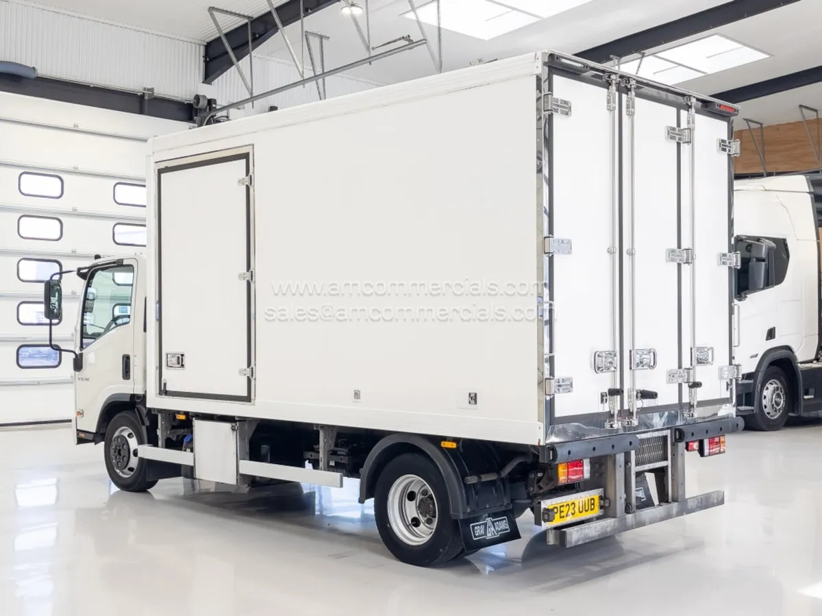 2023 ISUZU FORWARD N75.190 FRIDGE VAN - Image 4
