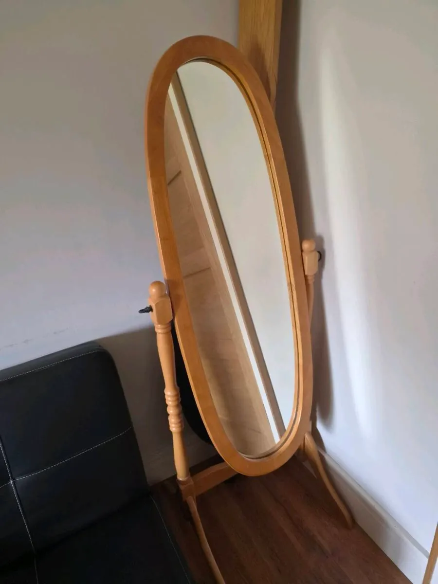 Mirror - Image 2