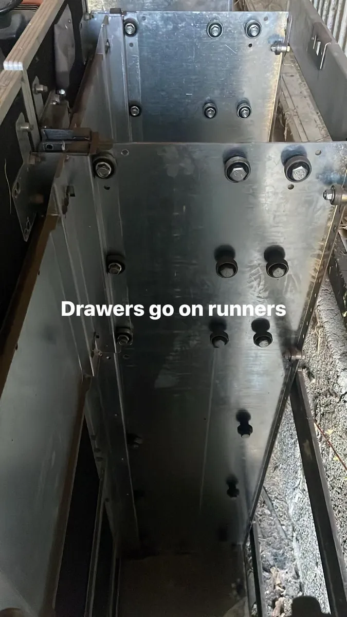 Sliding drawer and tray for Hilux/ranger/navara - Image 4