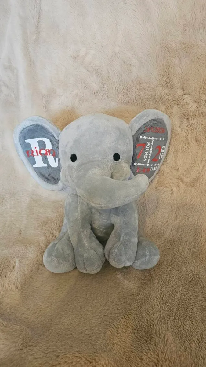 Custom made birth stats elephant - Image 1
