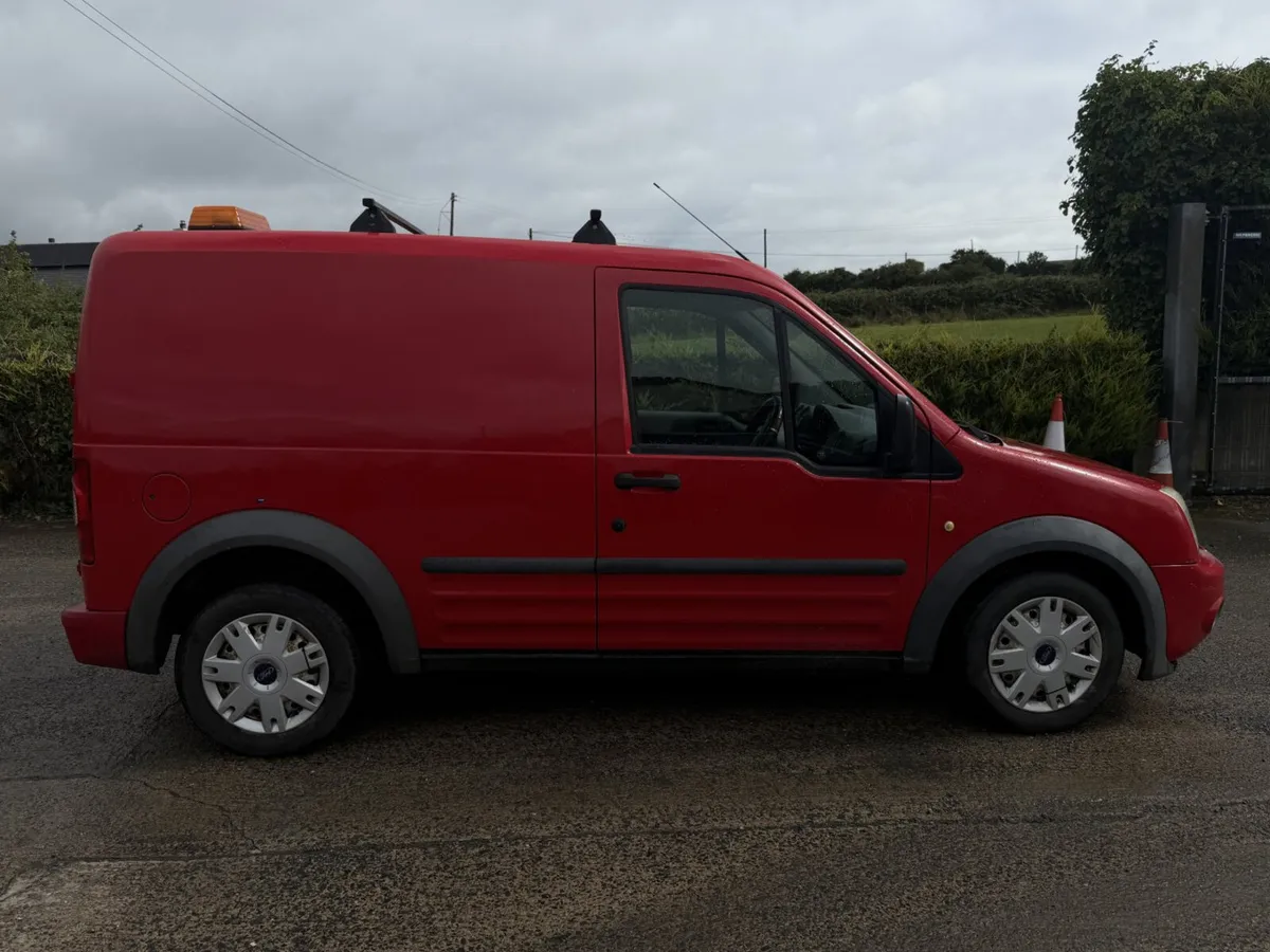 2010 Ford Transit Connect **Online Auction** - Image 3